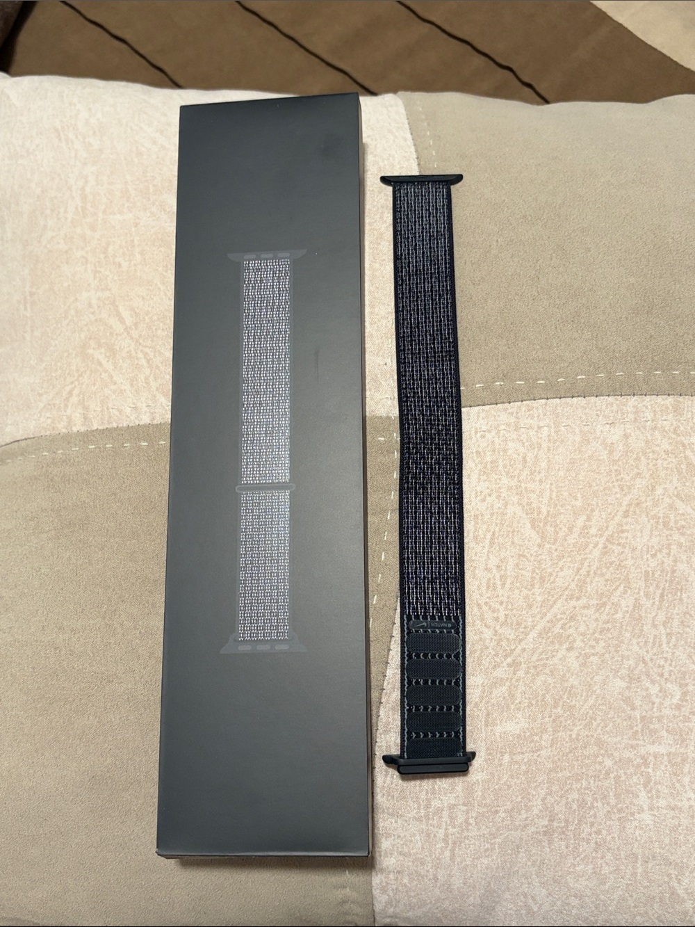 Apple Black Nike Sport Loop Band
